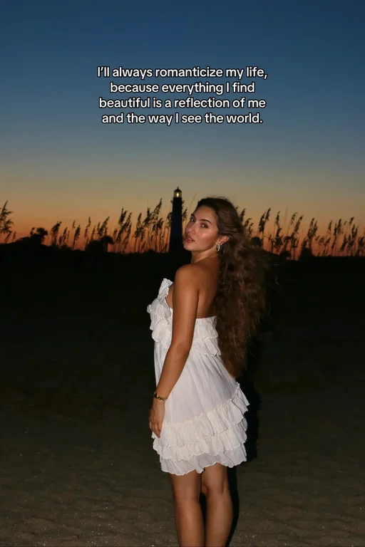 aestheticvibes #romanticizeyourlife #maincharacterenergy #sunsetlover #fypシ #viralvideo    