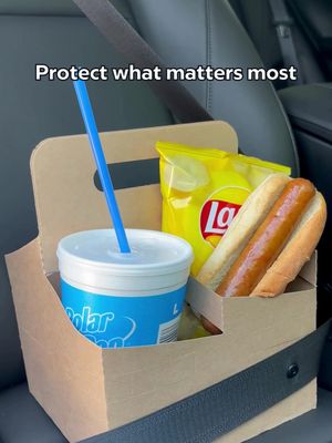 gotta protect my $3 meal deal at all costs #circlek #polarpop #hotdog 
