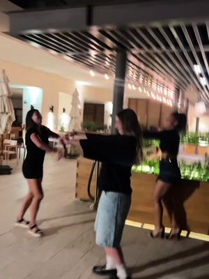 Valks take on Mexicooooo 🤣 #fyp #vacationmode 