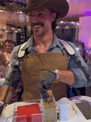 Cannoli, It’s all I want to eat 🤠 #fyp #cowboys #rileygreen #sugar #tiktokviral 