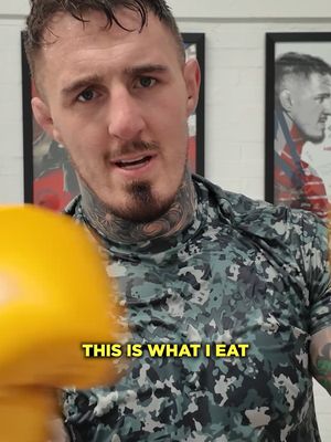 What I eat in a day during fight camp 👊 #food #dietfood #dayinmylife #fyp #tomaspinall #athlete