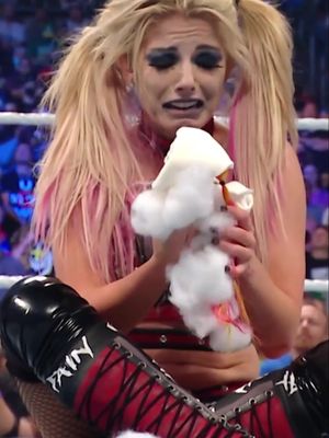 4 years ago at Extreme Rules, Charlotte Flair tore Lilly apart, crushing Alexa Bliss in the process! Thankfully, they've made up! #WWE #smackdown