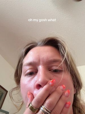 i woke up 10 minutes ago and saw this and IM OBSESSED WITH THIS TRANSITION !! credit @may 💛