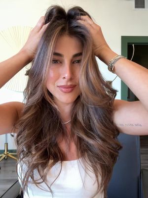 My hair is giving something but I can’t put my finger on it @Nikki Lee @Nine Zero One Salon 