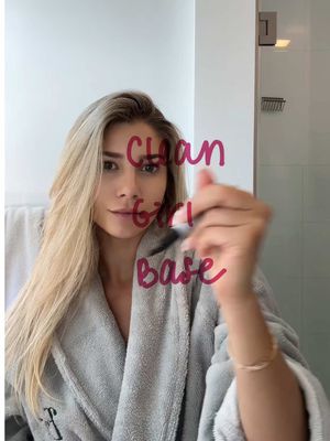 Glowy skin starts with what you put on it. I use @CLEARSTEM Skincare products for my sensitive & acne-prone skin to hydrate, protect, and strengthen my skin barrier. Pro tip: the hydraglow moisturizer is perfect for a light weight glowy makeup base as well!!  EMILYTANNER for 15% off your order #clearstempartner 