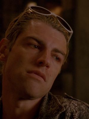 Magnanimous is one way of putting it #AHS #MaxGreenfield #KathyBates #SarahPaulson