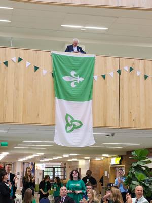 Récapitulatif de la cérémonie du drapeau d’hier💚 --- Recap of yesterday's flag ceremony💚