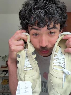AHHHHHHH I CANT BELIEVE I GOT THESEEEEEEE @adidas #adidas #fallshoes #footwear #adidastaekwondo #shoecheck 