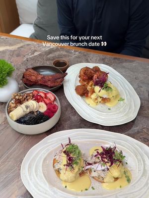 Newly renovated Reflections at Hotel Georgia in Vancouver #vancouverfoodie #vancouver #fyp #brunch 