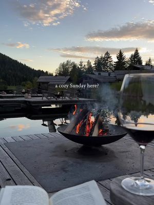 tag your favorite person 🍂🕯️ 📍@sanluislodges  #mountaingetaway #italianalps #cozy #hotelgoals #fyp 