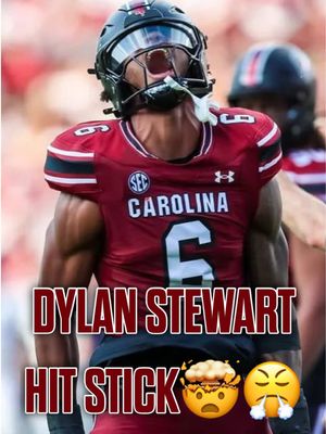 Woke up this morning thinking about how Dylan Stewart absolutely demolished this Kentucky player at the end of the 1st half 👀😭 • • • • • #SpursUp🤙 #USC #SouthCarolina #CFB #CollegeFootball         