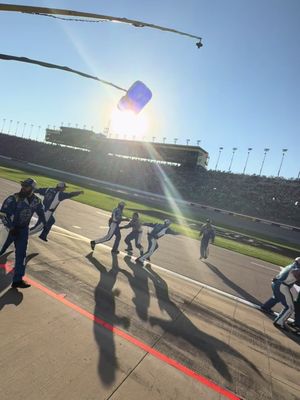 HE WINS IN SECOND OVERTIME! CHASE ELLIOTT WINS IN KANSAS!