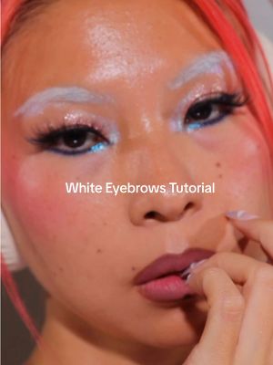 White Eyebrows Tutorial 👻✨ Perfect for everyday or Halloween. All you need: a white eyeliner + a spoolie. 1️⃣ Line & coat every brow hair with a creamy white pencil (I used @Morphe Cosmetics Bi-Liner Mild, but @NYX Professional Makeup White Jumbo Pencil works too). 2️⃣ Brush through with a spoolie for that natural, frosted look. 3️⃣ Add another coat if you want it bolder. 4️⃣ Repeat on the other side. Done. #WhiteBrows #HalloweenMakeup #BrowTutorial