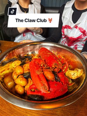 📍Where to find them: 12 a, Bull Ring, Wakefield WF1 1HA #seafoodboil #seafood #lobster #yorkshirefoodie #viral 