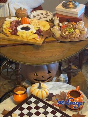 #ad One of my favorite fall activities are cozy nights in!🍂🎃 I knew that @Kroger would have all of the best delicious fall themed snacks! What is one of your go to fall themed snacks? #Kroger #KrogerPartner #KrogerLOU #cozyathome 