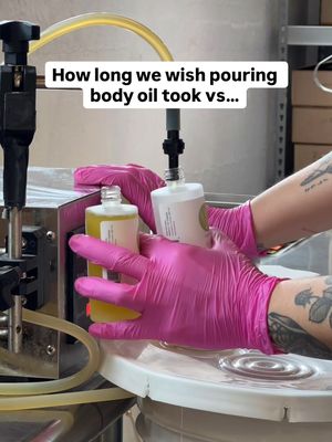 If only pouring skincare moved as quickly as a timelapse. 😉 This is how much attention goes into hand pouring each product we make. It’s a process we truly value. Have you ever thought about how your skincare is made? #timelapse #naturalskincare #madeincanada #skincare #handpoured 