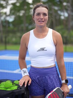 IF YOU’RE SERIOUS ABOUT PICKLEBALL, YOU WANT TO MASTER THESE 3 SERVES! 🏓 1. Powerful, flat, and deep serve  2. The Slice Serve  3. High Topsin Serve  Like and share with all of your pickleball friends that need this tip! 👯‍♀️ #pickleball #pickleballtips #pickleballbeginners #learnpickleball #pickleballaddict  