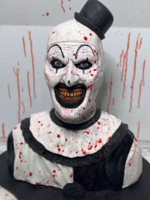 Cake or Art? 🍰 . . . . #art #cake #scary #terrifier #cakedecorating 