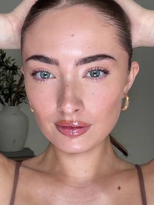 Underpainting for a flawless base >>  #grwm #makeup #underpainting #makeuphacks 