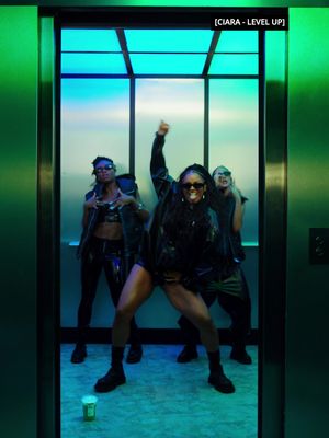Heard it here, level up. Protein cold foam and protein lattes available now. @ciara