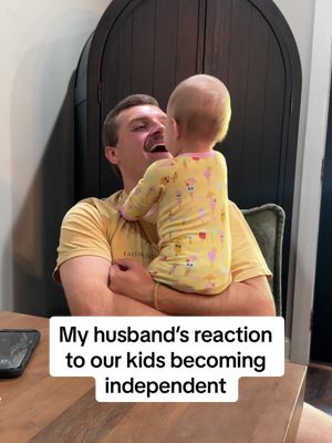 That didn’t last long 🤣 #shelbanddyl #baby #play #couples #relationships 