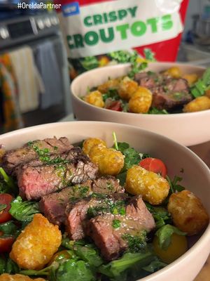 #OreIdaPartner Skirt Steak Salad with Parmigiano Tossed CrouTots in a lemony parsley anchovy dressing… now tell me that’s not a salad you’d want to devour!!!! @Ore-Ida  This recipe is the perfect way to get even the picky eaters in your family excited about eating a salad. The key is including satisfying and hearty ingredients, such as skirt steak and Ore-Ida’s new CrouTots, to give the salad an upgrade. Coming soon to GoPuff, you can find CrouTots in LA, NYC, PITT, ATL, and CHI while supplies last.