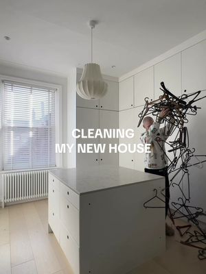 Welcome to my new dressing room!!! 🤩 On the list of things we find this week on ‘cleaning out the previous owners stuff’: • hundreds of tangled hangers • 3 neck pillows  • boxing gloves  • underwear & socks • towel • gym gear • used insoles  • used plaster with hair in it 🤢  • passport/documents holder 👍  #newhome #dressingroom #cleanwithme #cleaningmotivation #CleanTok 