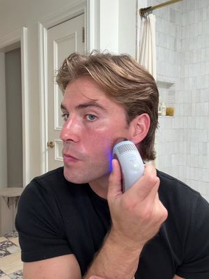 Trying out the new @Shark Beauty  FacialPro Glow! Can’t believe what I saw in my gunk tank. #FacialProGlow #SponsoredbySharkBeauty 