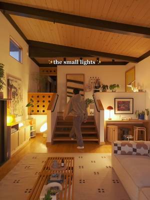 Scary hospital lighting vs. cozy night at home 🤣 Just your monthly reminder to banish the big light and get yourself some small lights :) #lighting #lamps #homedecor #interiordesign 