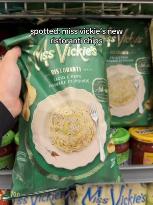 Miss Vickie’s new limited edition ristoranti chips collab with restaurants in Vancouver, Toronto and Montreal! Found this at Walmart.  Ask for Luigi (Vancouver) - Cacio e pepe Nora Gray (Montreal) - Spicy pepperoncini and focaccia  Pizzeria Badiali (Toronto) - Vodka sauce pizza  #missvickies #chips #canada 