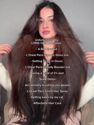 They’re so needy… but I love having long & healthy hair 🎀 @L’Oréal Paris  • • • •  #haircare #haircareroutine #unfortunatelyidolove #ad
