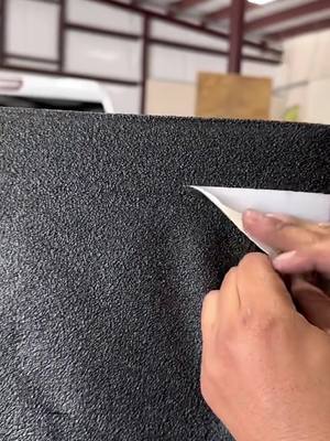Nothing more satisfying than peeling back a fresh coat of LINE-X 👌 Tough protection meets that perfect finish. Who else loves this moment? 🎥 : LINE X of Lakeland @linex_of_lakeland #LINEXIt #Bedliner #LINEX #LINEXProtects