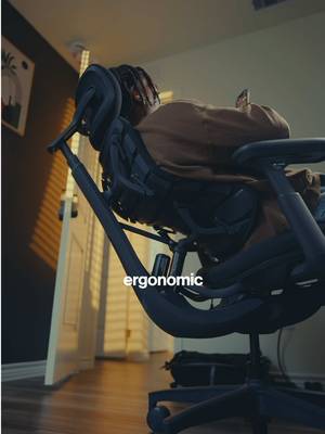 This is the world's first truly dynamic Ergonomic Chair, the Libernovo Omni. I've been using this chair for couple months and hands down the best chair I've ever owned. If you spend countless hours on your desk, I highly recommend you to check this out! Link in my bio !# Pre-Sale: Sep 23, 19:00 PDT – Oct 20, 19:00 PDT Available in the U.S. and Canada only! . #videography #cinematography #contentcreatortips #libernovoomni #ergonomicchair 