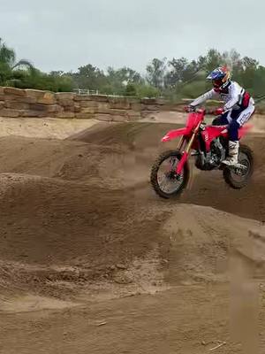 Getting ready for wsx  #fyp #sx #supercross #wsx 