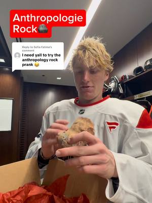 Replying to @Sofia Fatima @Anthropologie we love you🫶 #anthropologie #anthropologierock #blackhawks #NHL #fyp 