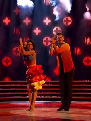 Hilaria Baldwin and pro Gleb Savchenko perform a “Shake It To The Max” (FLY) [Remix] by MOLIY, Silent Addy, Skillibeng & Shenseea. #TikTokNight #DWTS 