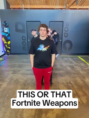 Which Fortnite weapon is better? 🤔🔫 #fortnite #foryou #fyp #fortniteclips 
