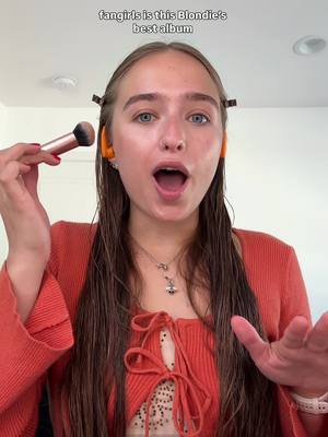 Orange 🟧 isn’t just a phase; it’s a whole era 🎤#Ad Get AT&T’s best deals without needing the most expensive plan. #ATTinfluencer  Offers vary by device. Restrictions may apply.