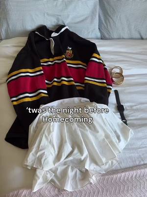 Are you ready for #UofG homecoming, Gryphons? 🏈 Not a creature was stirring… except for everyone planning their Homecoming fits. ❤️🖤💛 #UofG #UofGuelph #Homecoming | @Gryphons | @uofgalumni | @emma mintz ౨ৎ