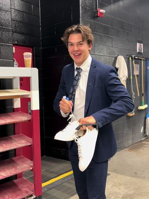 Dw admin let them know it was The Life of a Show Girl release day #ohl #guelph #guelphstorm #hockeyboys #lifeofashowgirl 