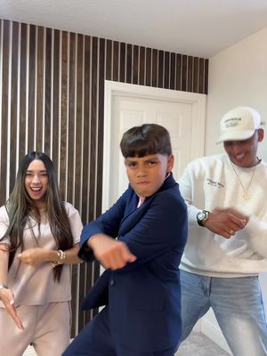 Jacob tiene su primer baile 🫣❤️ #fyp #parati #viral 
