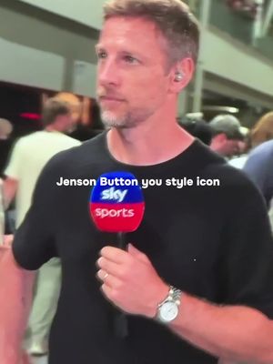 Jenson Button. A black tshirt with striped trousers?! 10/10 outfit #f1 #singaporegp #formula1 #jensonbutton 