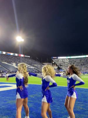 COUGAR WIN LAST NIGHT🤩💙🙌🏻  @lyza bull @chona churchie @Makeila Lawrence  #fyp #byucougarettes #collegedanceteam #byufootball #CollegeFootball 