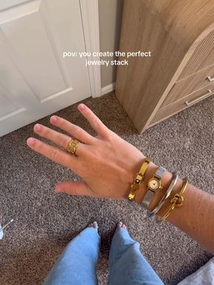 can’t leave the house without my @Artizan Joyeria stack💍✨ #jewelry #jewelrystack #bracelet #ring #fashion 