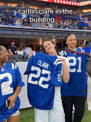 @Indiana Fever in the building‼️ #colts #fever #nfl #WNBA #caitlinclark #gameday 