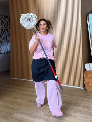 Moms on a Sunday at 7:30 am 🤣 #momlife #family #funnyvideos #funny #comedy 