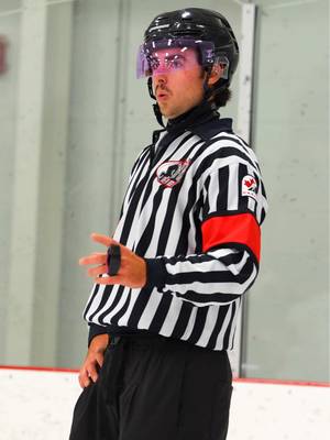The Ref Has A Tinted Visor😂🏒 #hockey #foryou #hockeytiktoks #hockeyboys #fyp 