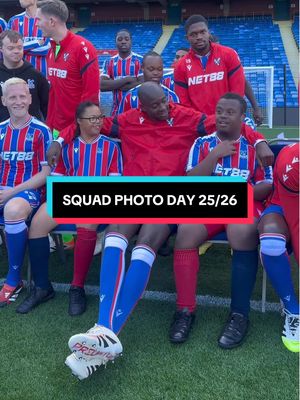 Our Down’s Syndrome Eagles team joined the squad photo for 25/26 🥹🫶 #CPFC #CrystalPalace #PremierLeague #PL 