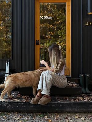 the coziest escape from the city 🤎 already planning a trip back here for the winter 🥹 #falltrip #fallweekend #woodstocknh #glamping #lumennatureretreat 