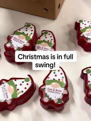 Have you seen our range of Limited Edition Christmas Cheddars?🧀 #chucklingcheese #limitededition #cheddar #christmascheese 